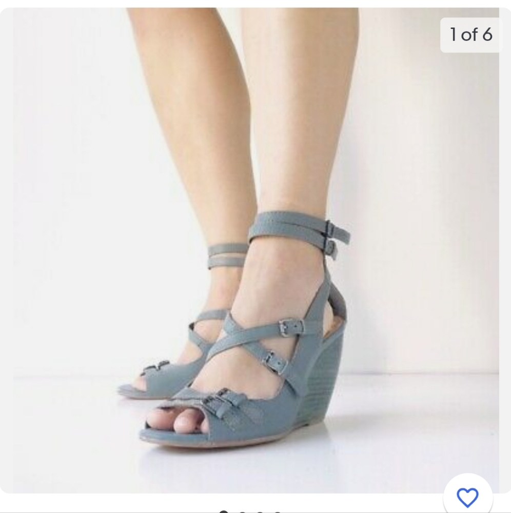 Seychelles blue heels back zipper size8 1/2